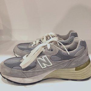 Women's New Balance Sneakers 992